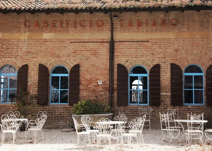 Antico Borgo Di Tabiano Castello - Relais De CharmeAlbergo